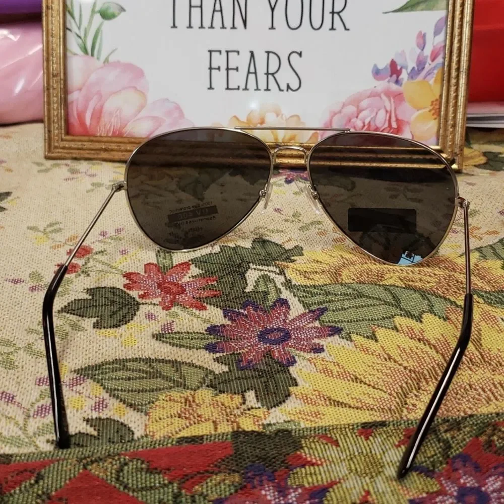 Retro Aviator Wire Frame Unisex Sunglasses in silvertone w black lenses … - Picture 4 of 5